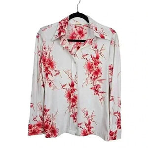 White & red floral Daggar collar top